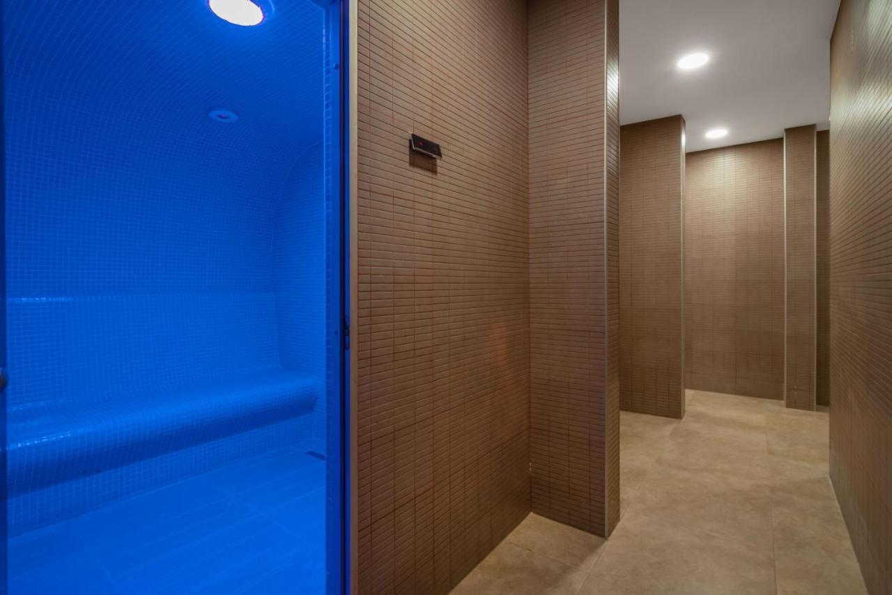 Hotel Alexandria Saguramo Dış mekan fotoğraf