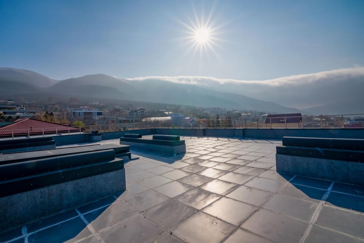 Hotel Alexandria Saguramo Dış mekan fotoğraf