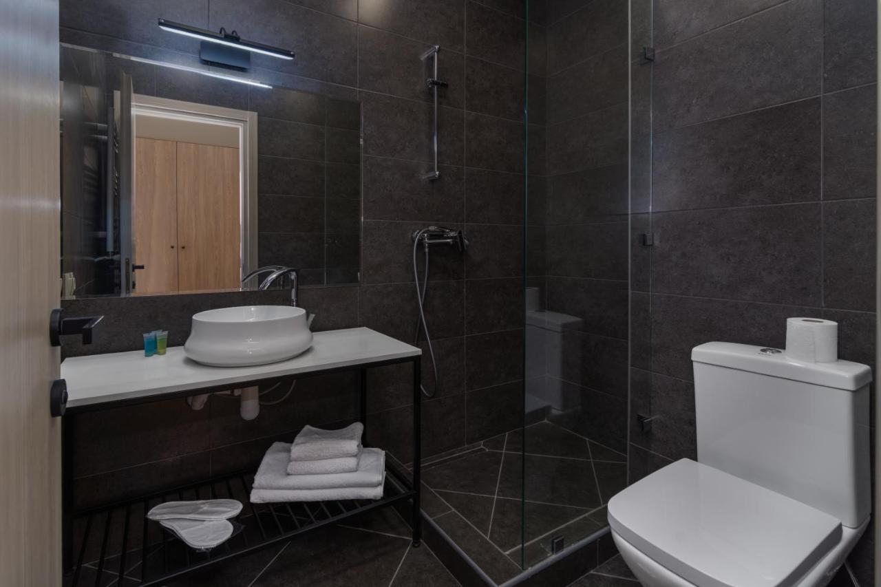 Hotel Alexandria Saguramo Dış mekan fotoğraf